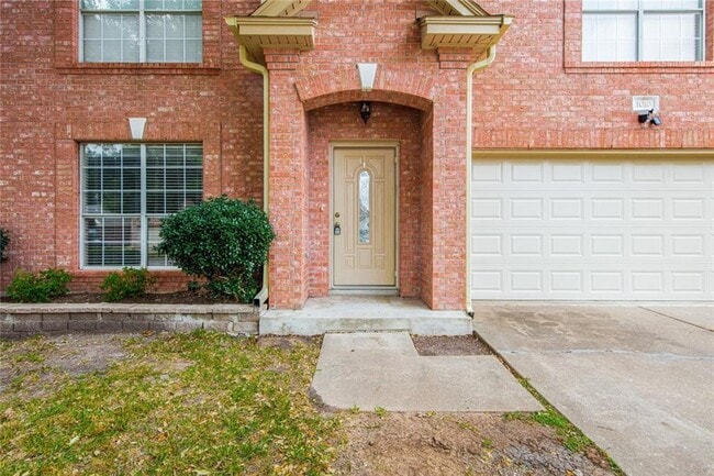 Building Photo - 1010 Laurelleaf Dr