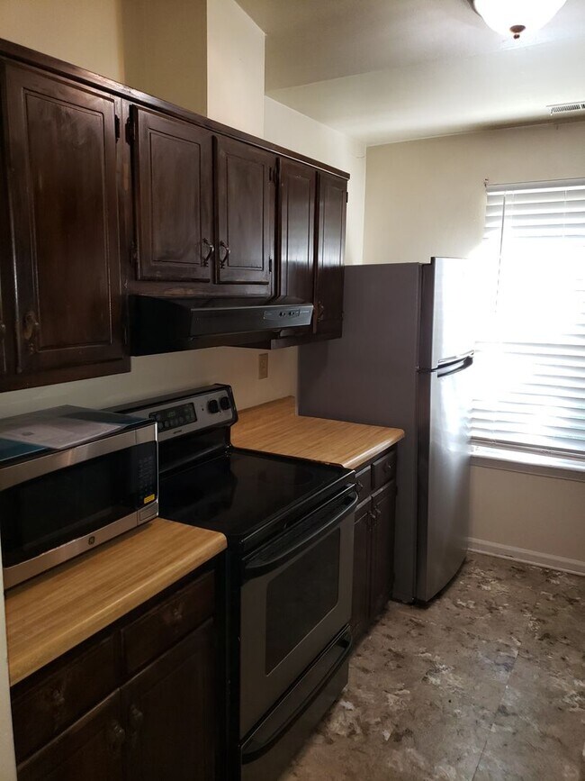 Foto del edificio - 5328 Tuttle Creek Ct
