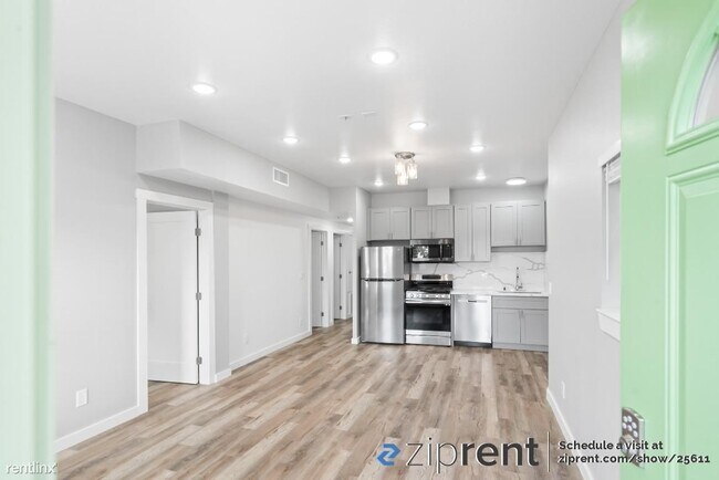 Foto del edificio - 5 br, 3 bath House - 6020 Telegraph Ave, O...