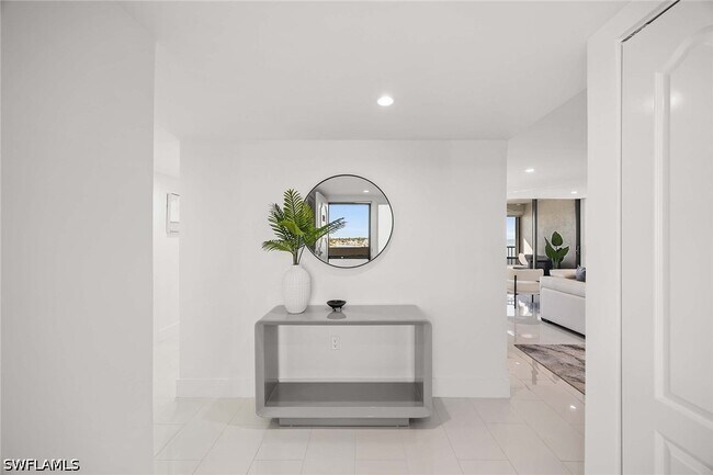 Building Photo - 10475 Gulf Shore Dr