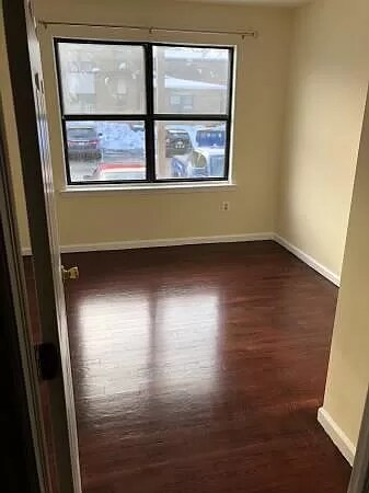 Foto del edificio - 311 N Oaks Blvd