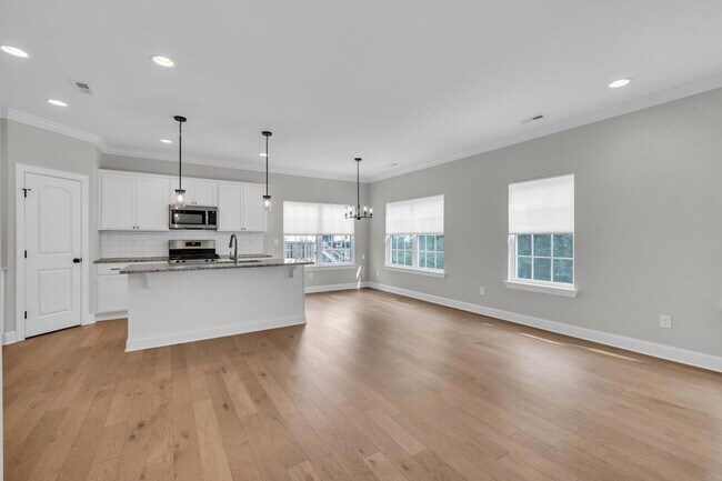 Building Photo - 4094 Inlet Lp