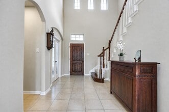 Building Photo - 8106 Little Scarlet St