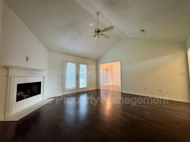 Foto del edificio - 6009 Creek Stone Ct