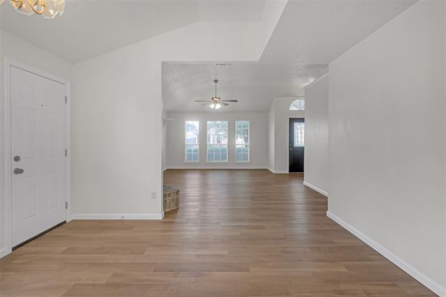 Foto del edificio - 6008 King William Dr