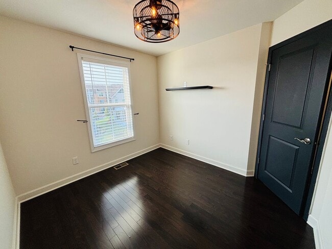 Foto del edificio - 3-4 Bedroom, 3.5 Bath Townhouse