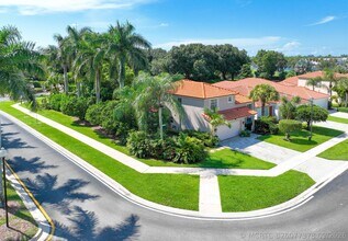 Building Photo - 3848 Miramontes Cir