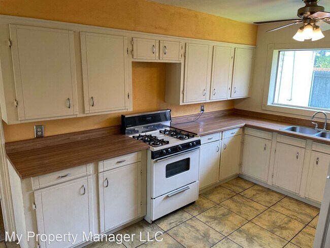 Foto del edificio - 3 br, 2 bath House - 151 Carroll St