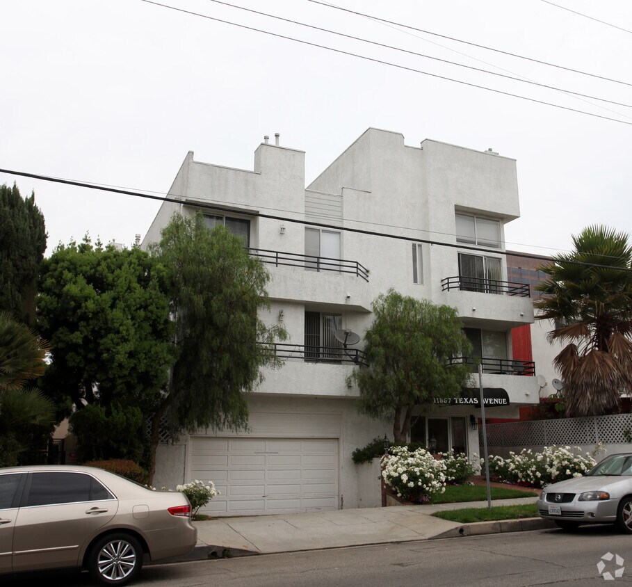 Foto del edificio - 11857 Texas Ave