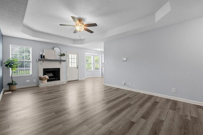 Building Photo - 2413 Egret Dr