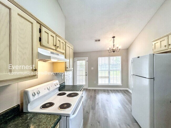 Foto del edificio - 4351 Kentbrook Dr