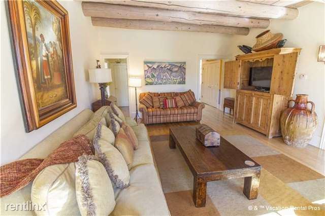 Foto del edificio - 511 Armijo St