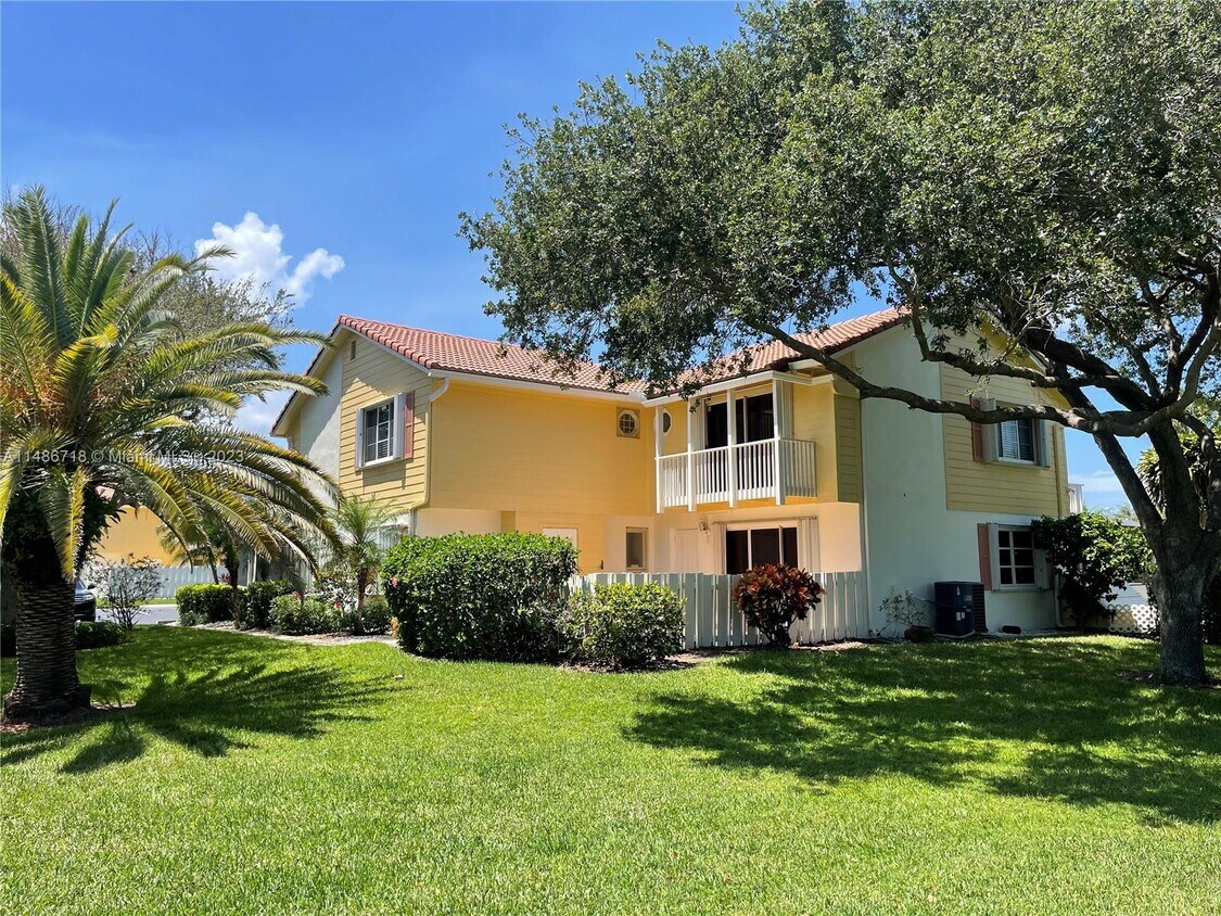 135 Seabreeze Cir, Jupiter, FL 33477 Townhome Rentals in Jupiter FL