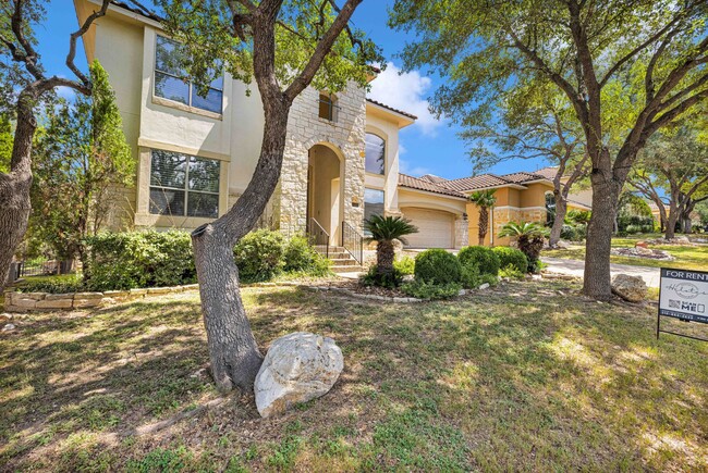 Building Photo - Exquisite Mediterranean-Style Home with Ve...
