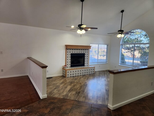 Building Photo - 3653 Hemlock Ct