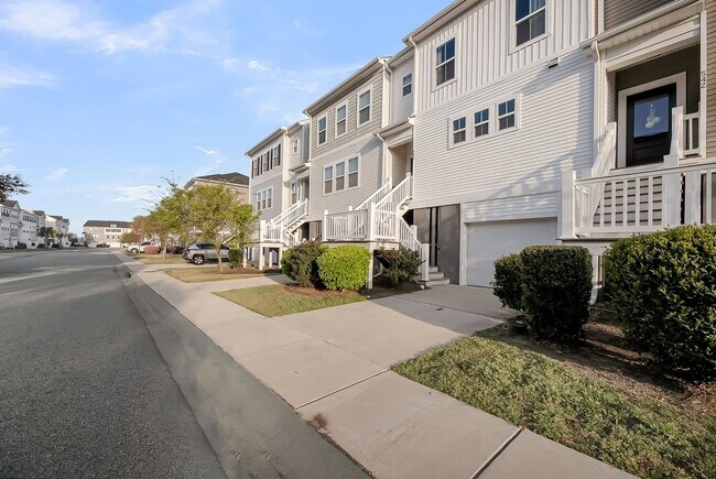 Foto del edificio - Charming Johns Island Retreat with Modern Amenities