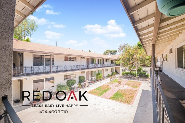 Building Photo - 4961 Coldwater Canyon Ave