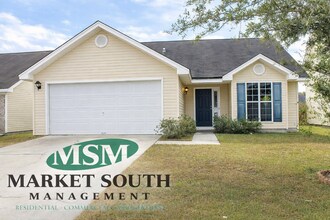 Building Photo - 22 Halyard Dr