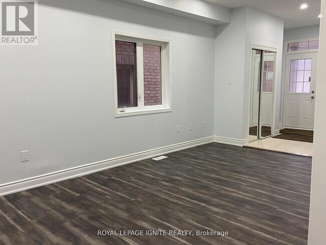 Building Photo - 90 Kilrea Way