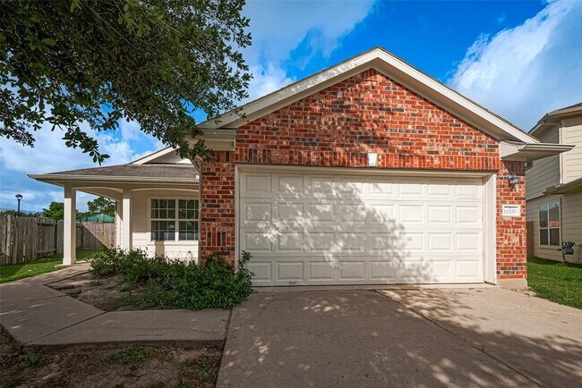 Foto del edificio - 19335 Golden Cactus Ln