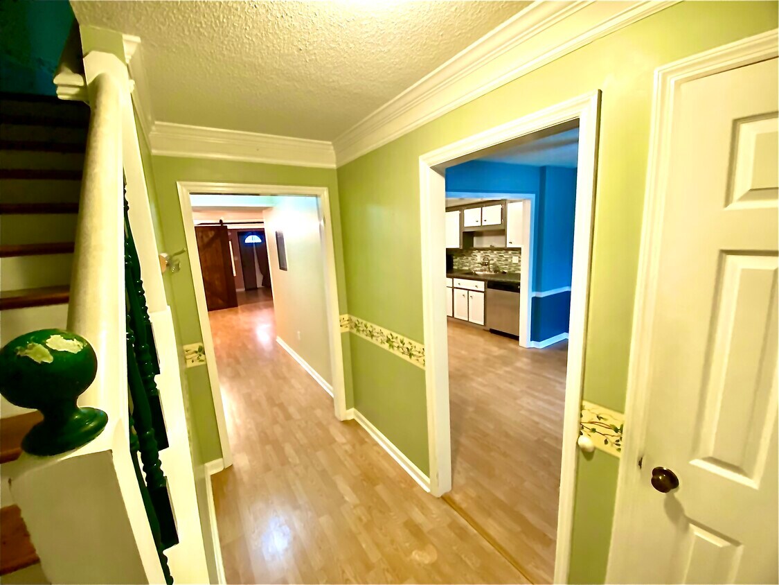 Primary Photo - 760 Coventry Township Pl