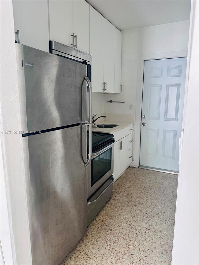 Foto del edificio - 1450 SW 6th St