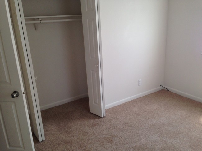 Interior Photo - 268 Meadow Dr