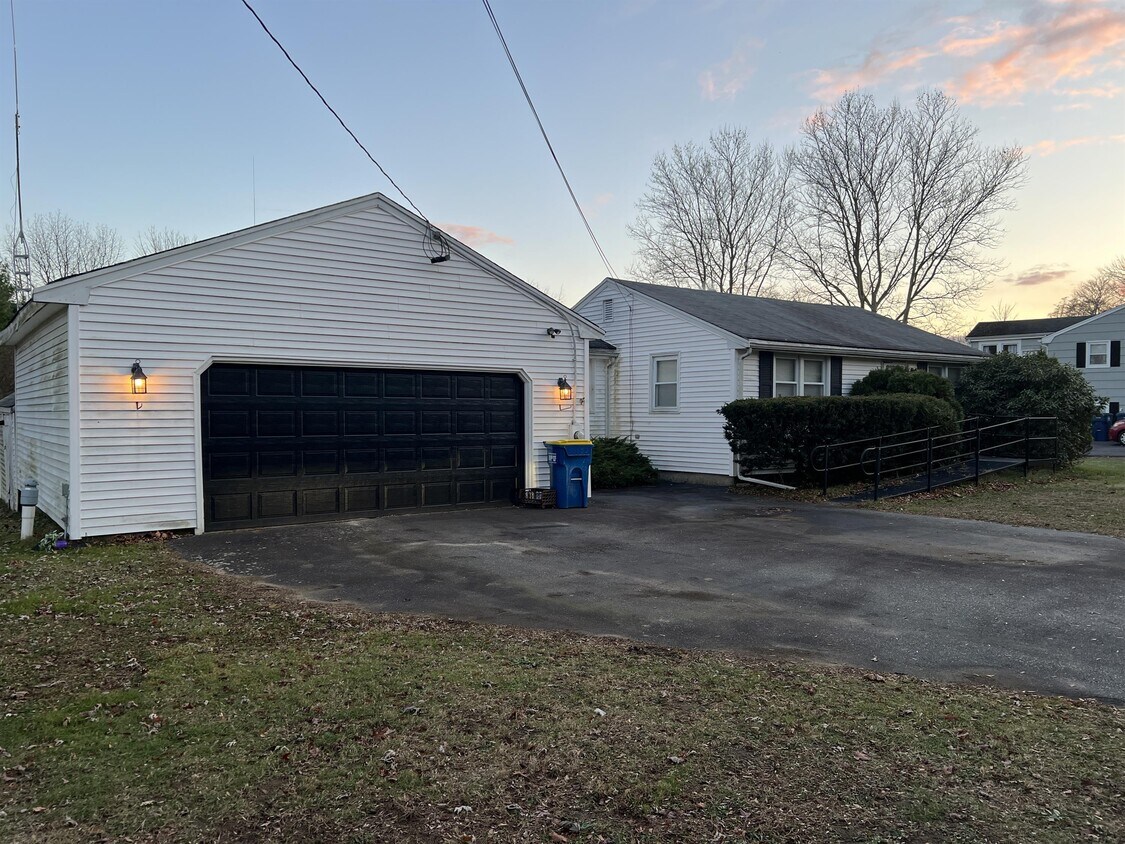 577 Summer St, East Bridgewater, MA 02333 House Rental in East