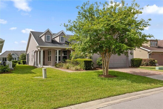 Building Photo - 5040 NW 35th Ln Rd