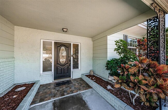 Foto del edificio - 13556 Bellewood Ave