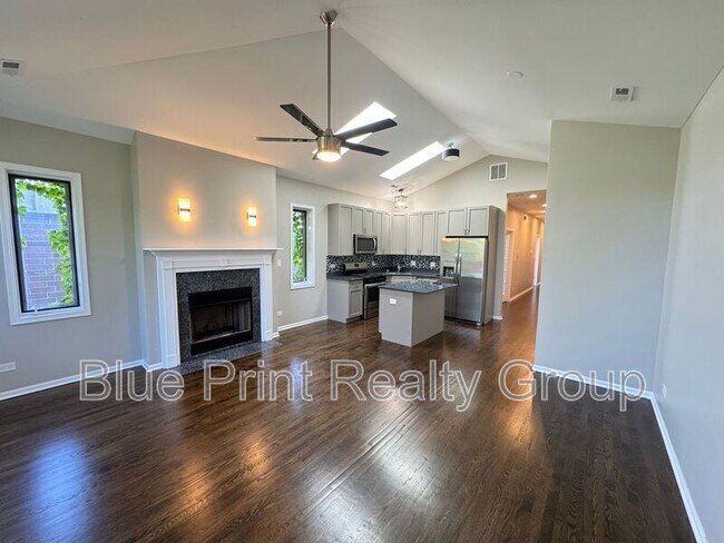 Foto del edificio - 6332 S Ingleside Ave