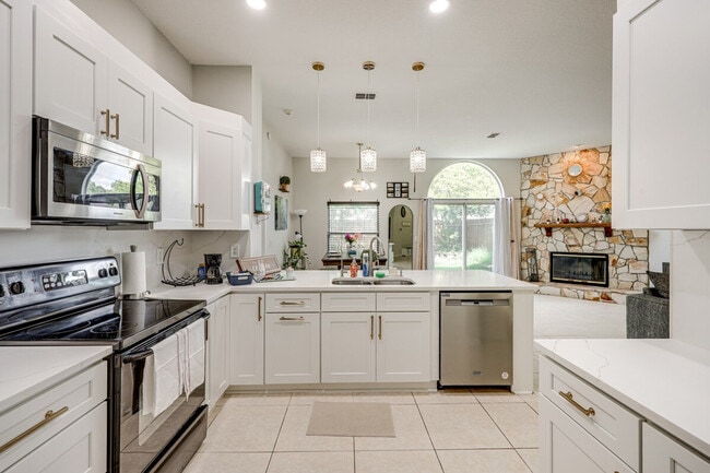 Foto del edificio - 3812 Tallcott Dr