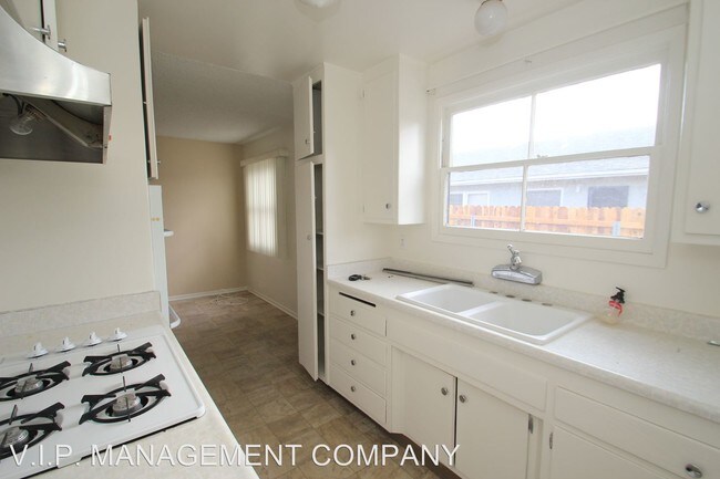 Foto del edificio - 5980 Woodland St