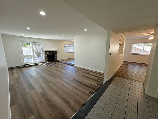 Building Photo - 7039 Rubio Ave