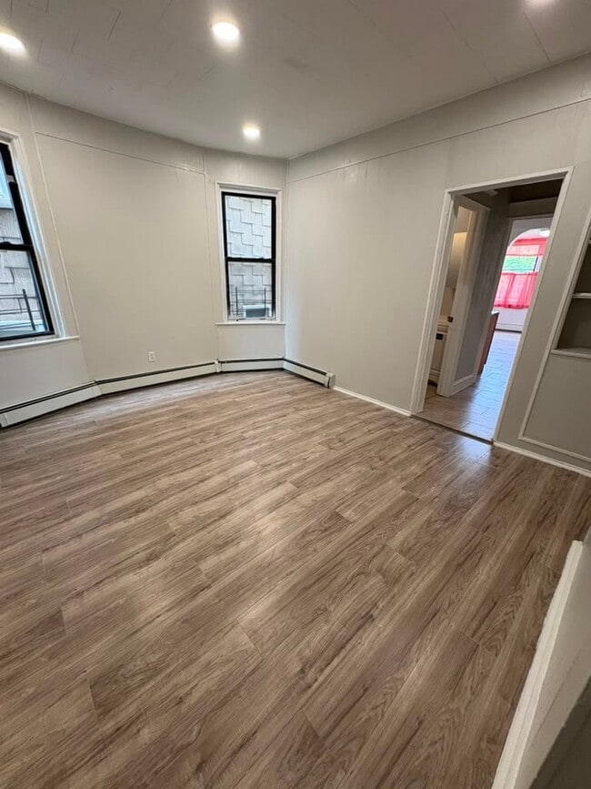 Photo - 35 Garfield St (Yonkers, NY) Apartment
