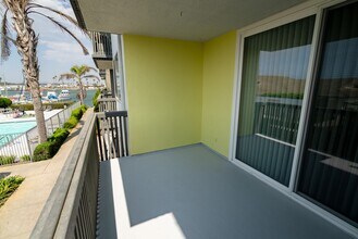 Interior Photo - 4200 S Harbor Blvd