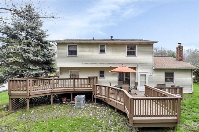 Foto del edificio - 7658 Hidden Valley Ln