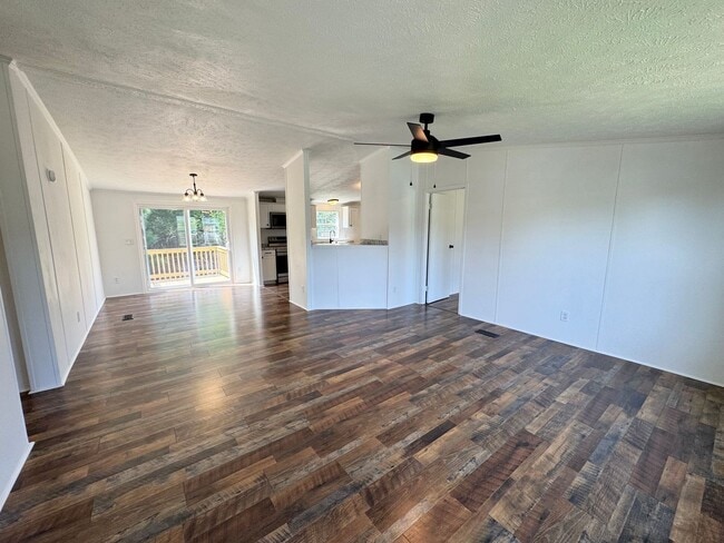 Building Photo - 8600 Bragg Dr