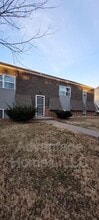 Building Photo - 704 N 70th St