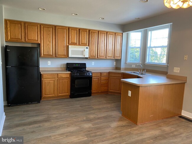 Building Photo - 15349 Bronco Way