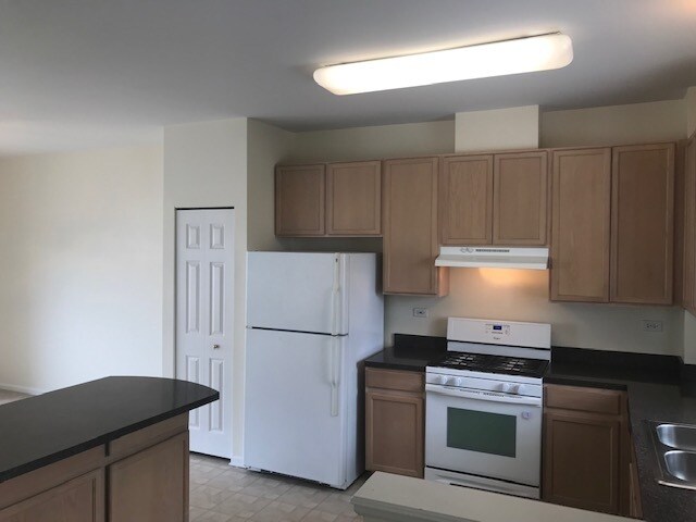 Foto del edificio - 2444 Daybreak Ct