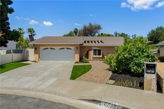 Building Photo - 27301 Via Avila