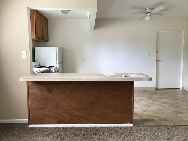 Foto del edificio - West Cleveland Spacious 1 Bedroom!