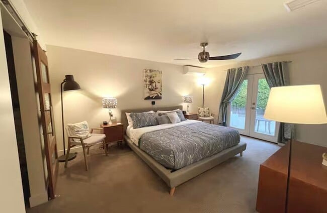 Building Photo - 1375 S Calle Rolph