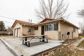 Building Photo - 271 N 3rd W