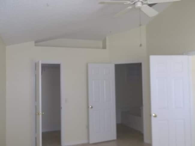 MASTER BED ROOM - 5422 NW Crista St