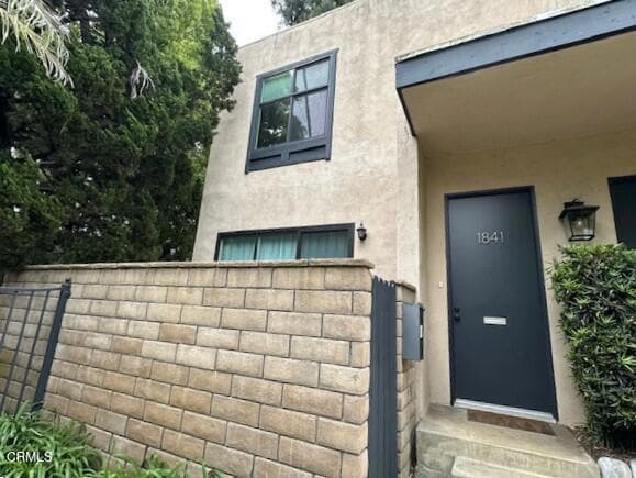 Building Photo - 1841 Bushnell Ave