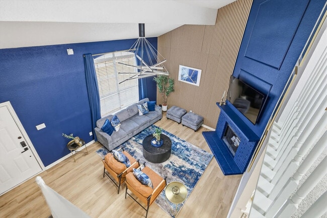 Foto del edificio - 2 St Charles Pl