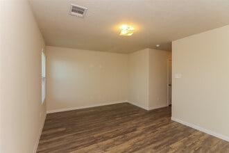 Building Photo - 22402 Porter Mountain Trl