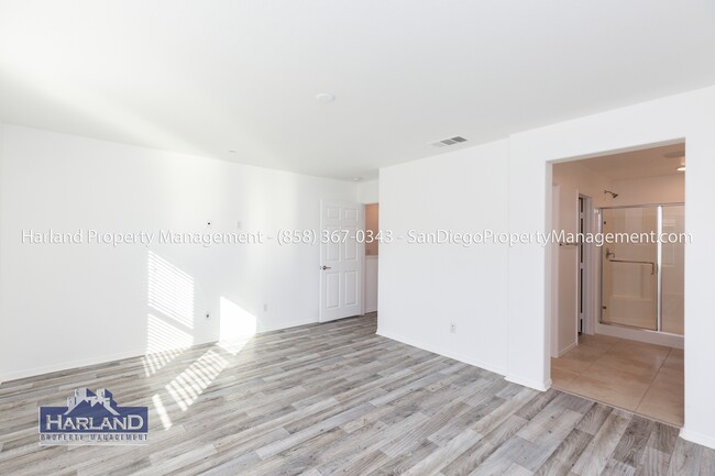 Foto del edificio - 1514 Crown Ln